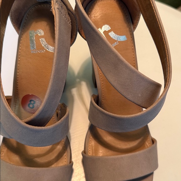 New Women's Strappy High Heel Sandals - Beige - Picture 5 of 6